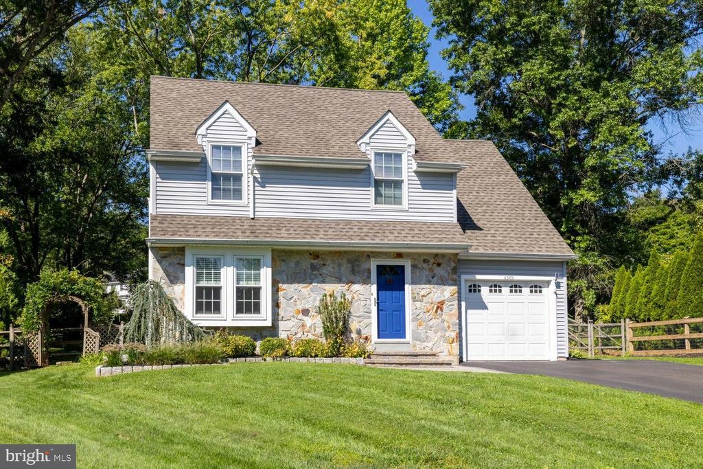 4569 FRENCH DR, DOYLESTOWN, PA 18902 — photo 2