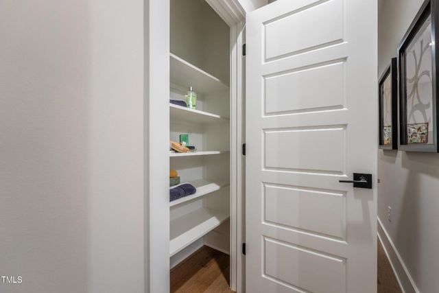 318 Ivy Ridge Road, Chapel Hill, NC 27516