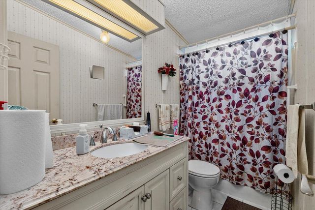 6578 NW 37th Avenue, Coconut Creek, FL 33073