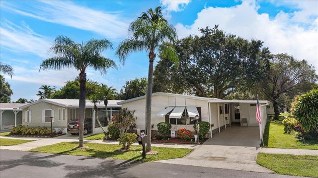 6578 NW 37th Avenue, Coconut Creek, FL 33073