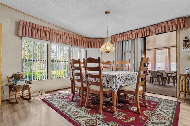 6578 NW 37th Avenue, Coconut Creek, FL 33073