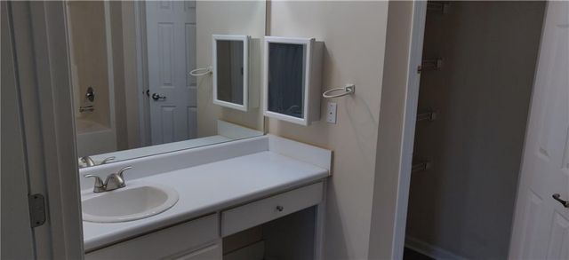 3224 Glenloch Place, Lawrenceville, GA 30044