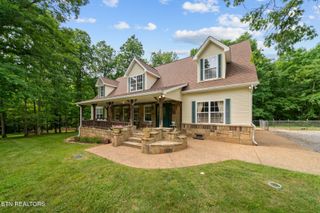 1035 Gray Eagle Drive, Crossville, TN 38572
