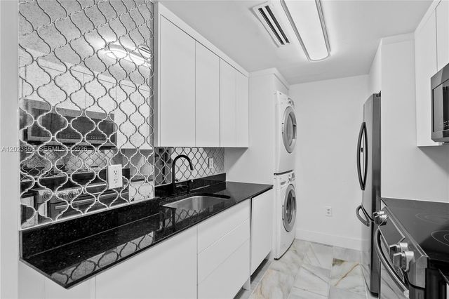 10275 Collins Avenue 1035, Bal Harbour, FL 33154