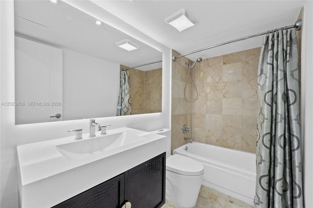 10275 Collins Avenue 1035, Bal Harbour, FL 33154