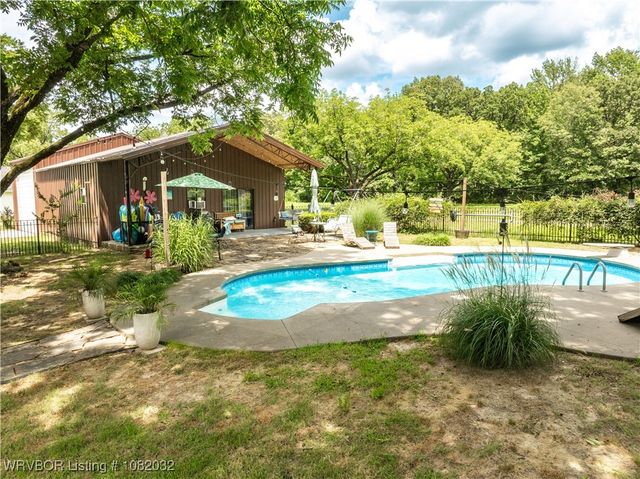 237 Westville Road, Van Buren, AR 72956