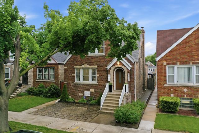 6638 S Karlov Avenue, Chicago, IL 60629