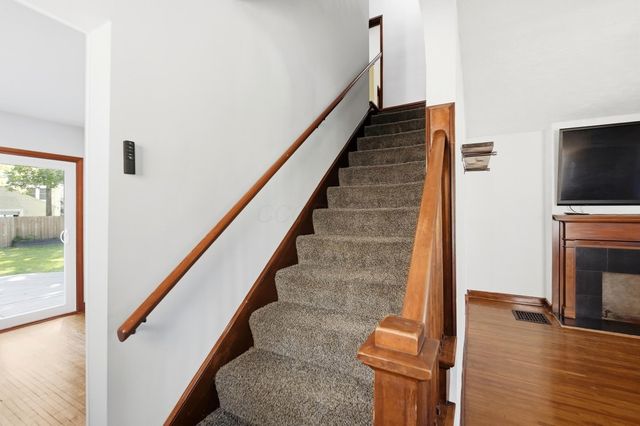 1404 Meadow Road, Columbus, OH 43212