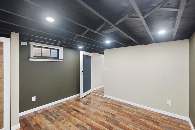 1404 Meadow Road, Columbus, OH 43212