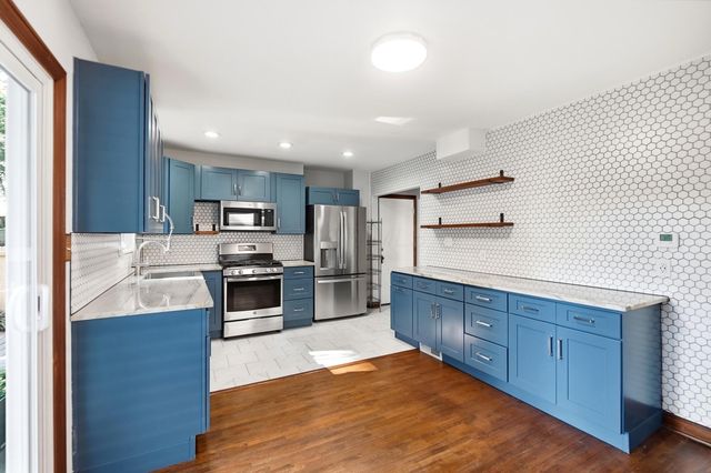 1404 Meadow Road, Columbus, OH 43212