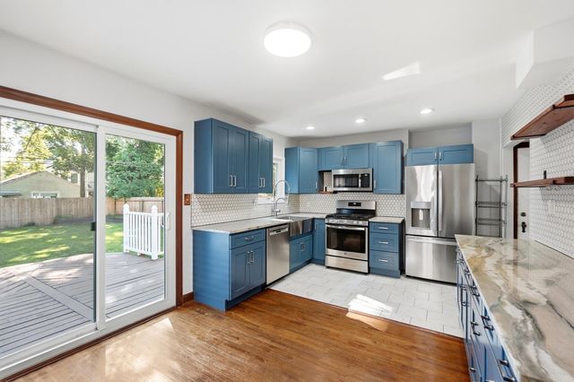 1404 Meadow Road, Columbus, OH 43212