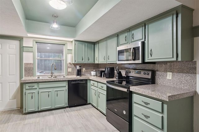9916 JACKSON ROAD, Leesburg, FL 34788