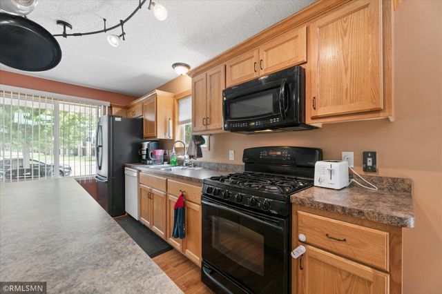 7688 147th Lane NW, Anoka, MN 55303