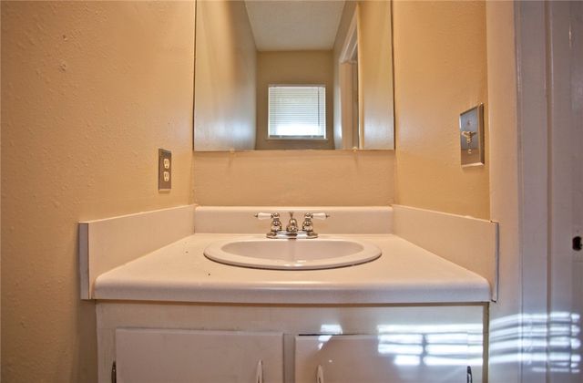 311 Willow Avenue, Farmington, AR 72730