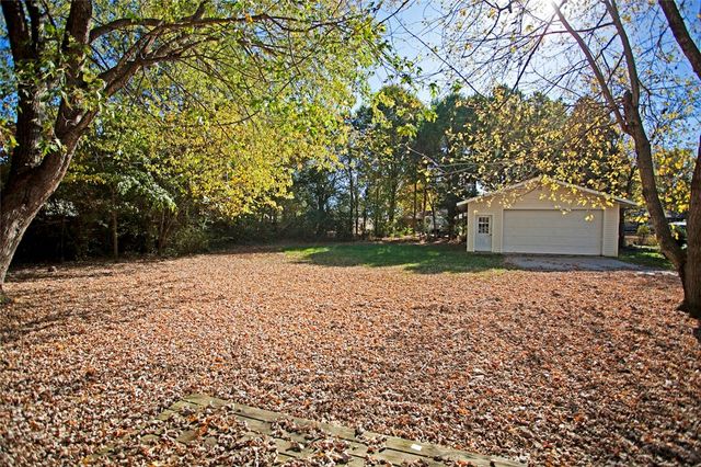 311 Willow Avenue, Farmington, AR 72730