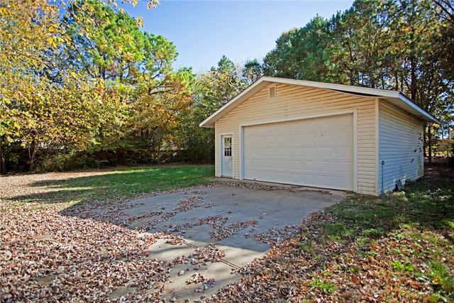 311 Willow Avenue, Farmington, AR 72730