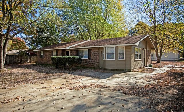 311 Willow Avenue, Farmington, AR 72730