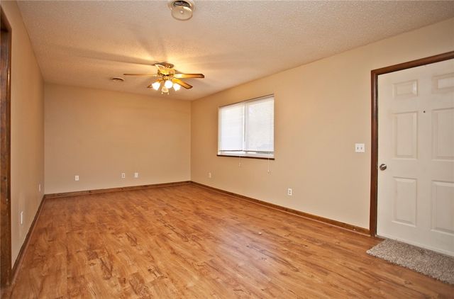 311 Willow Avenue, Farmington, AR 72730