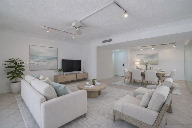 600 Biltmore Way 1205, Coral Gables, FL 33134