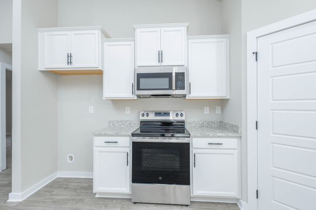 15 Bill Court, Waverly, TN 37185