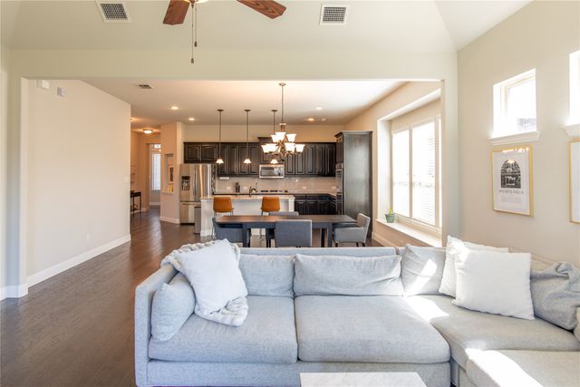 638 Brook Drive, Anna, TX 75409