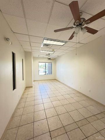 1822 E Griffin Parkway, Mission, TX 78572