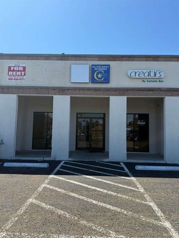 1822 E Griffin Parkway, Mission, TX 78572