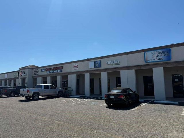 1822 E Griffin Parkway, Mission, TX 78572