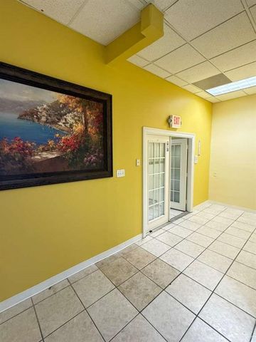 1822 E Griffin Parkway, Mission, TX 78572