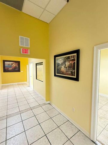 1822 E Griffin Parkway, Mission, TX 78572