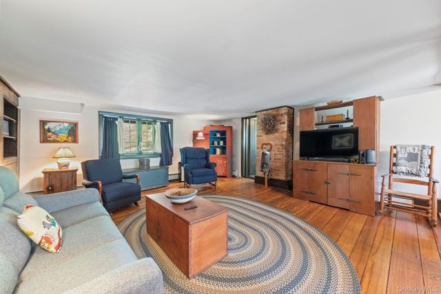 2056 State Route 17K, Montgomery, NY 12549