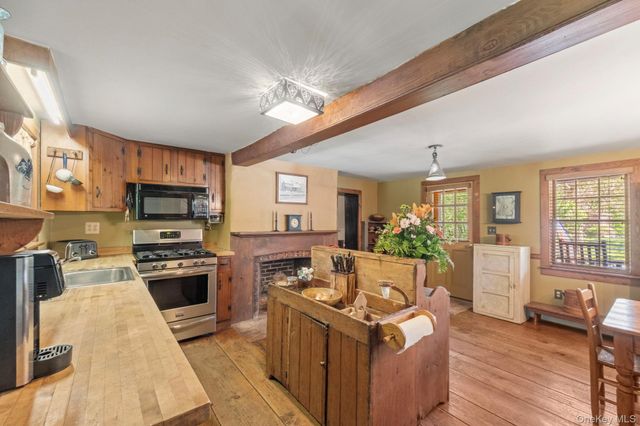 2056 State Route 17K, Montgomery, NY 12549