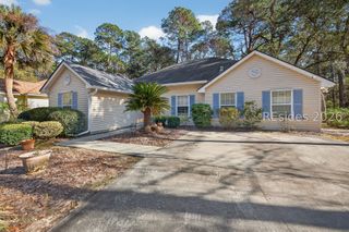 40 Monticello Dr, Hilton Head Island, SC 29926