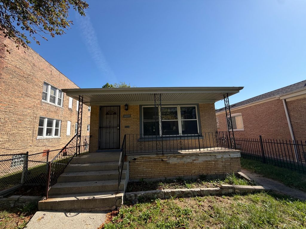 10517 S Cottage Grove Avenue, Chicago, IL 60628 — photo 2
