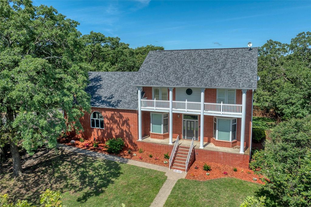 105 Eagleview Circle, Pottsboro, TX 75076