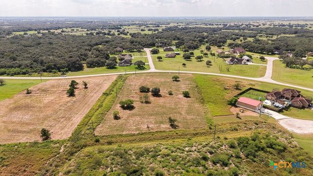 000 Post Oak Circle, Inez, TX 77968