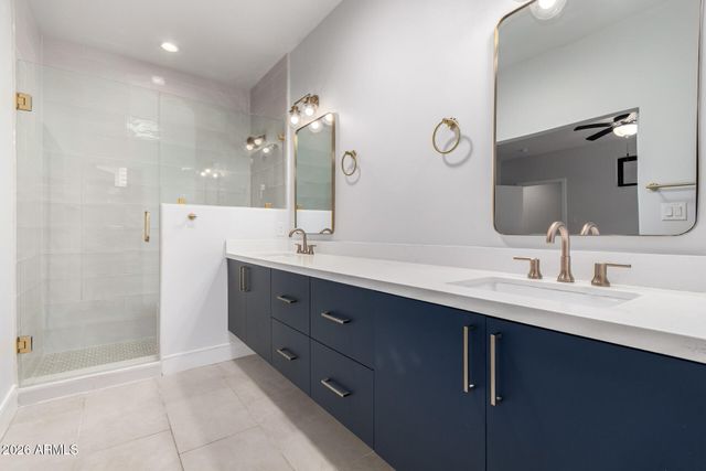 165 E LEXINGTON Avenue, Gilbert, AZ 85234