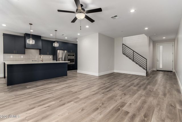 165 E LEXINGTON Avenue, Gilbert, AZ 85234