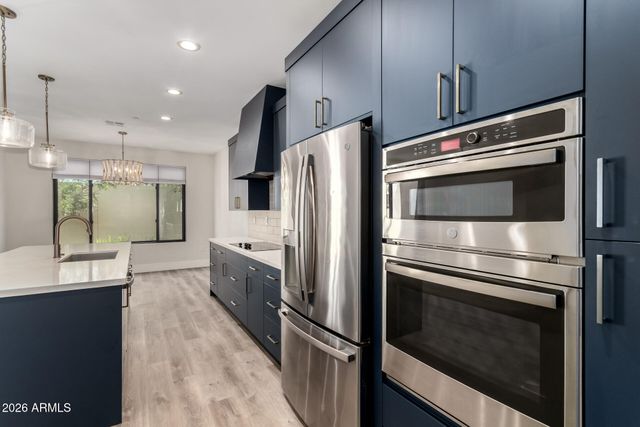 165 E LEXINGTON Avenue, Gilbert, AZ 85234