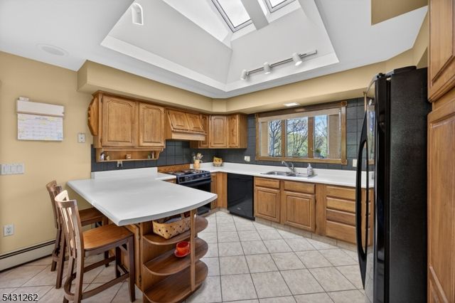 7 Sheba Dr, Vernon Twp., NJ 07461