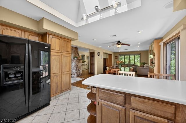 7 Sheba Dr, Vernon Twp., NJ 07461