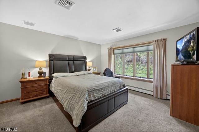7 Sheba Dr, Vernon Twp., NJ 07461