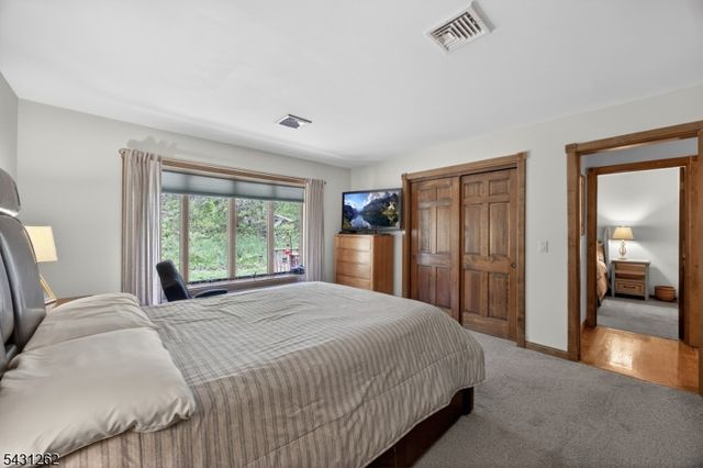 7 Sheba Dr, Vernon Twp., NJ 07461
