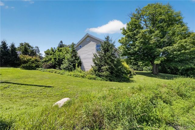 3223 Amber Road, Onondaga, NY 13108