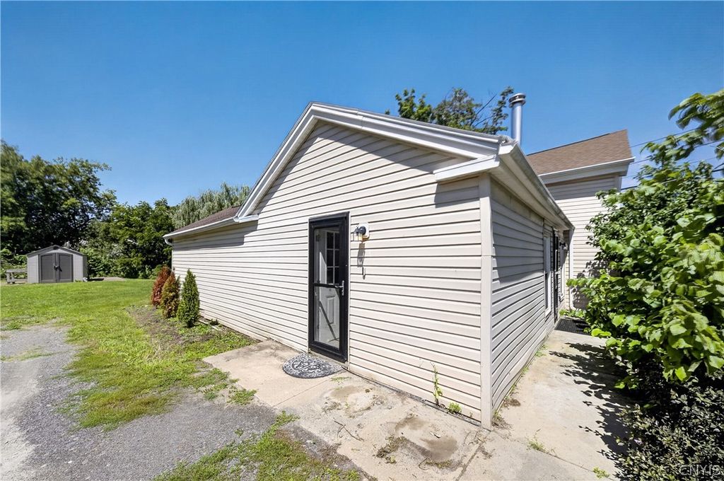 3223 Amber Road, Onondaga, NY 13108