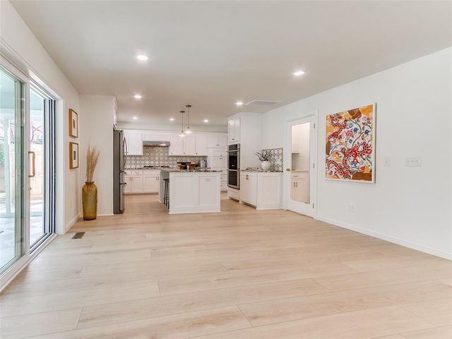 10900 Willow Grove, Oklahoma City, OK 73120