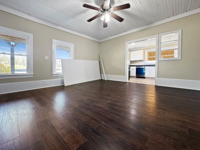 21171 Highway 0431, Lafayette, AL 36862