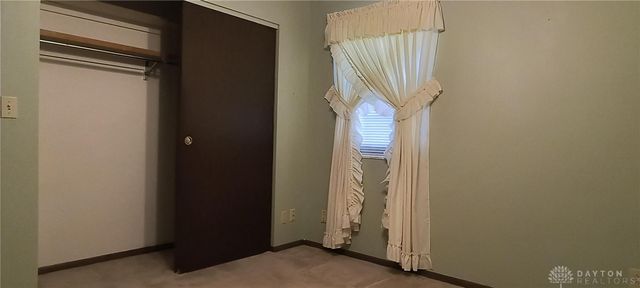 1715 Sioux Drive, Xenia, OH 45385