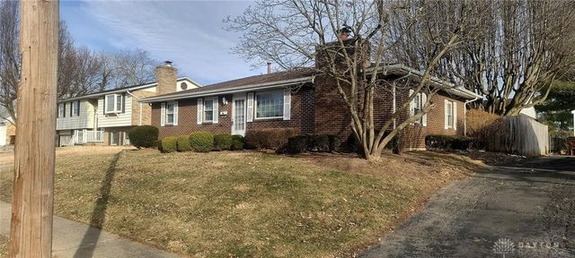 1715 Sioux Drive, Xenia, OH 45385