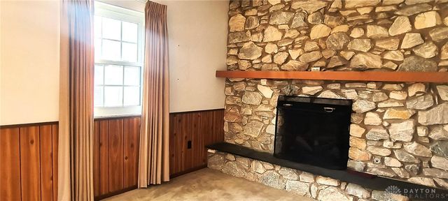 1715 Sioux Drive, Xenia, OH 45385